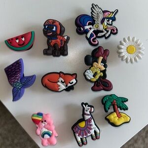 10 CROCS Jibbitz Bundle